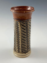 Load image into Gallery viewer, Nutmeg Carved Vase
