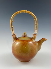 Load image into Gallery viewer, Nutmeg Tea Pot and Five Cups
